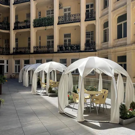 Mera Hotel-2