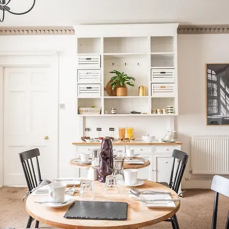 Lyme Townhouse-3