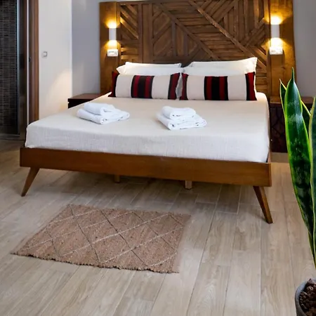 Adventor Eco-Suites-2