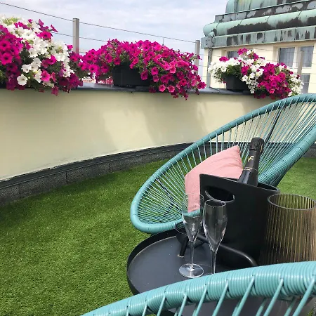 Rooftop Planet Prague Hotel-3