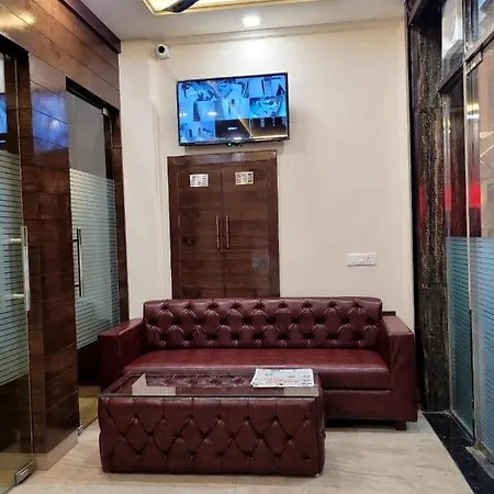 Hotel Crown Inn-2