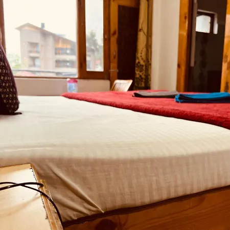 Hotel Solitaire - With Best View Of Mountains-3