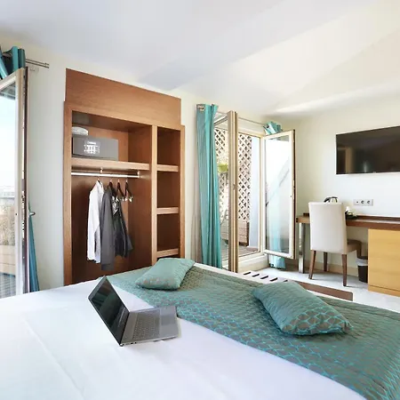 Le Grand Hotel De Normandie-3