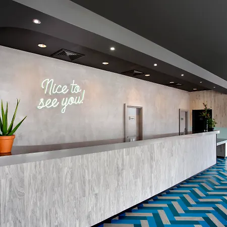 Leonardo Hotel Brighton-2