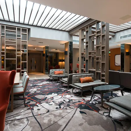 Clayton Hotel Chiswick-2