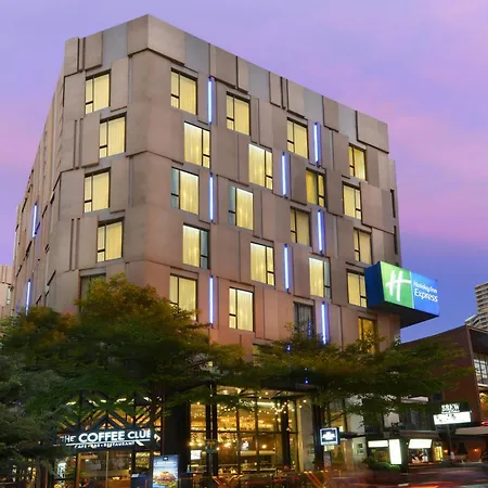 Holiday Inn Express Bangkok Sukhumvit 11 By Ihg-2
