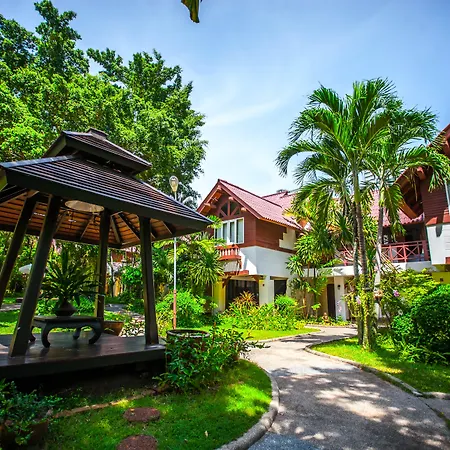 Natural Park Resort Pattaya-2