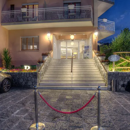 Boutique Hotel Regina-3