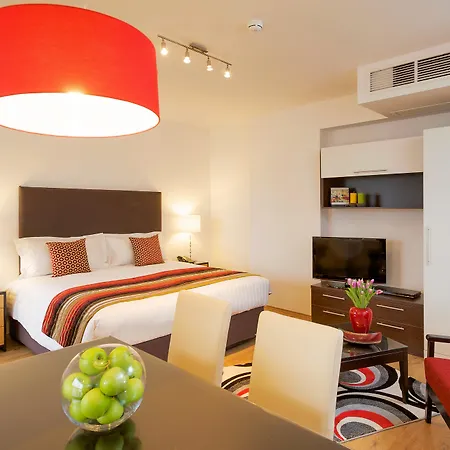 Escala Hotel & Suites-3
