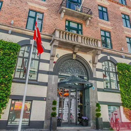 Best Western Plus Hotel Hebron-3
