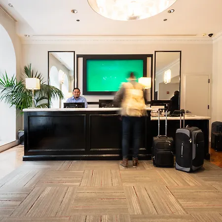 Hyatt Centric Chicago Magnificent Mile-3