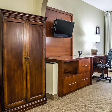Comfort Suites University - Research Park-3
