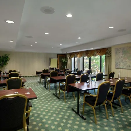 Hilton Palm Springs-2