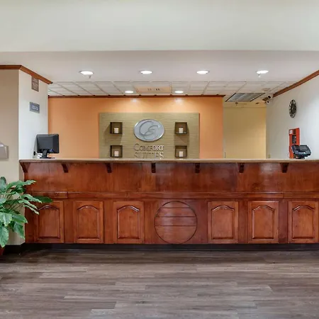 Comfort Suites Jacksonville Airport-3