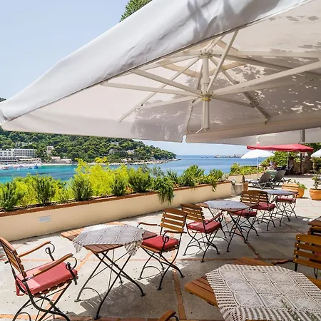 Boutique & Beach Hotel Villa Wolff-3