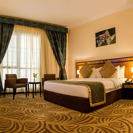 Al Majaz Premiere Hotel Apartments-2
