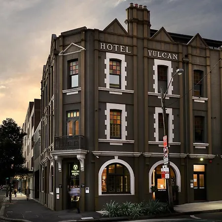 Vulcan Hotel Sydney-3