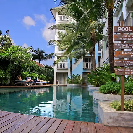 Bliss Surfer Hotel Legian-3