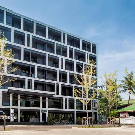 Blu Monkey Hub And Hotel Phuket Town- Free All Day Coworking Space-2