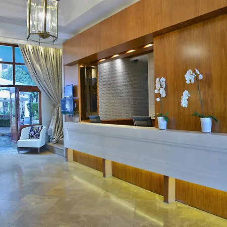 The Winchester Hotel By Newmark-3