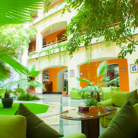 Ararat Hotel-2