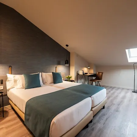Atenea Rekord Suites Barcelona-2