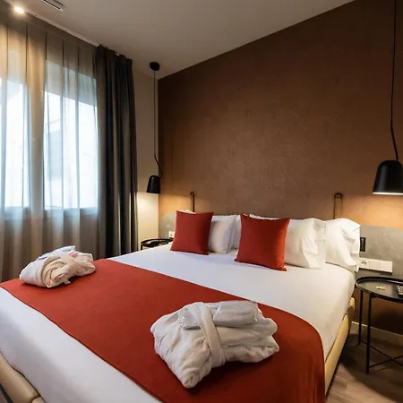 Atenea Rekord Suites Barcelona-3