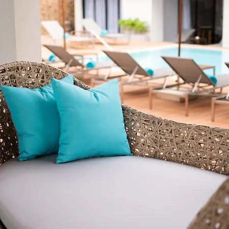 Liv Hotel Phuket Patong Beachfront-3