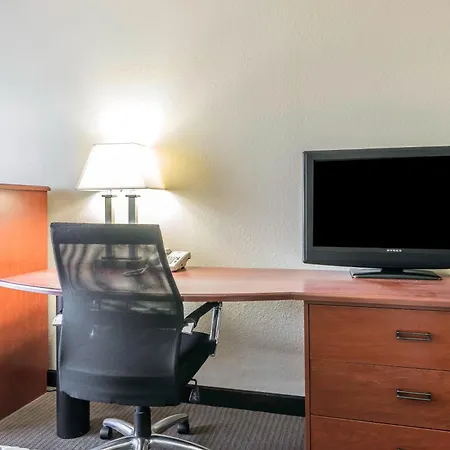 Sleep Inn & Suites University-Shands-3