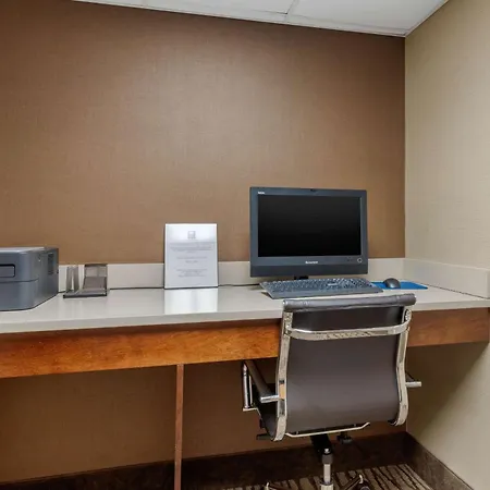 Comfort Inn & Suites Hamilton Place-3