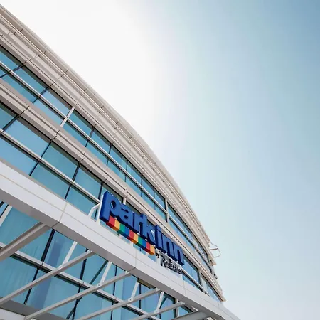 Park Inn By Radisson Dubai Motor City-2