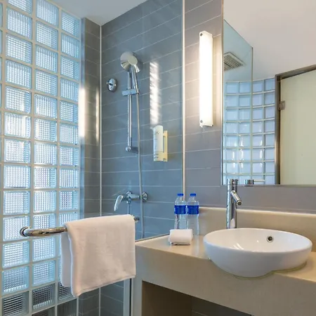 Holiday Inn Express Shanghai Jinqiao Central By Ihg-2