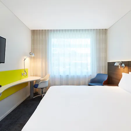 Holiday Inn Express Sydney Macquarie Park By Ihg-3