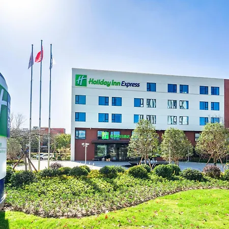 Holiday Inn Express Shanghai Kangqiao By Ihg-3