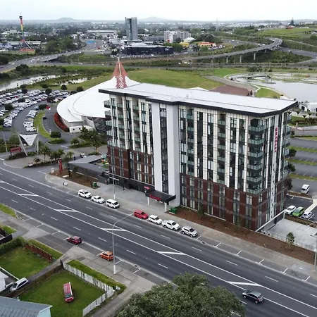 Ramada Suites By Wyndham Auckland Manukau Pacfic Centre-2