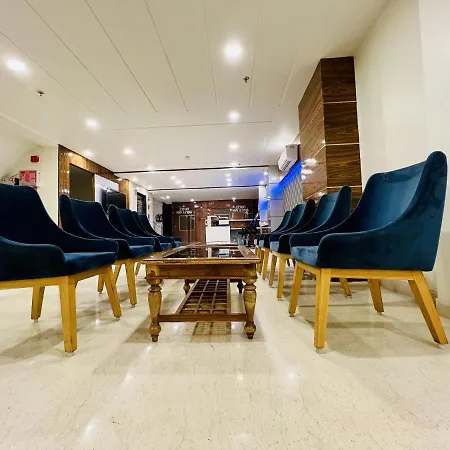 Hotel Apple Inn & Suites, New Delhi-3