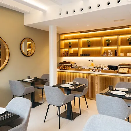 Boutique Hotel Petit Montision-3