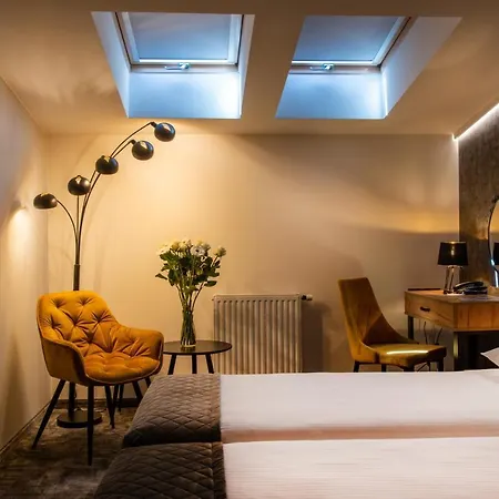1891 Garni Hotel-2