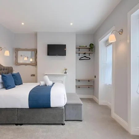 Number 31 Boutique Townhouse-2