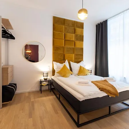 Pure Berlin Apartments - For Up To 5 Guests Near Uber Arena, Central, Stylish-2