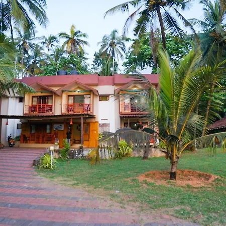Club 7 Beach Resort-2