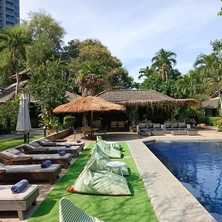 Let'S Hyde Pattaya Resort & Villas - Pool Cabanas-3
