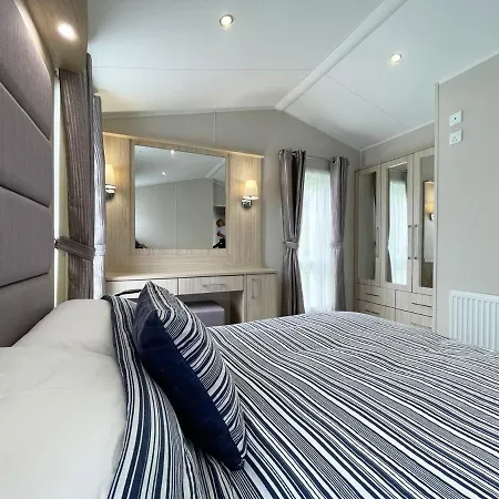11 Porth Valley Retreat-2