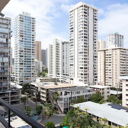 Wayfinder Waikiki - Voted Top 10 Best Hotels In Hawaii!-3
