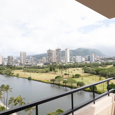 Wayfinder Waikiki - Voted Top 10 Best Hotels In Hawaii!-2