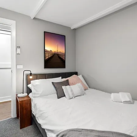 Quite, Quaint & Private Guesthouse, Sleeps 6-3