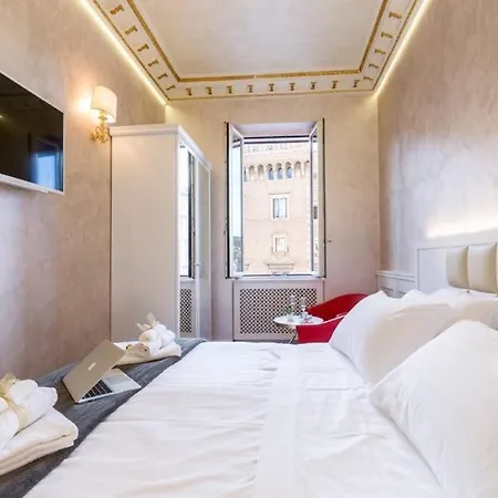 Piazza Venezia Luxury Suite-3