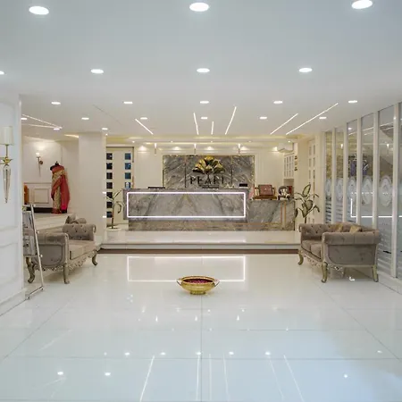 Pearl Courtyard-2