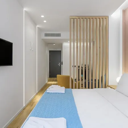 Acropolis Magenta Luxury Suites-2