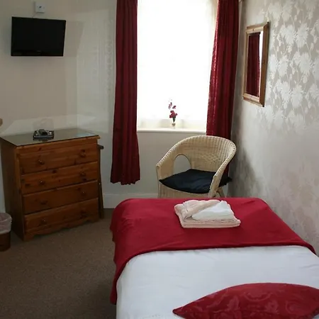 Cromwell House-3